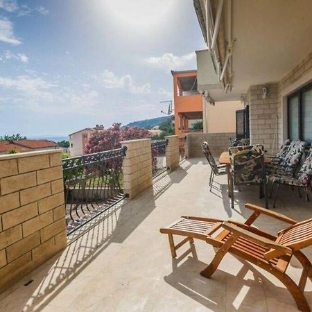 Guest House Lazeta Дуче Экстерьер фото
