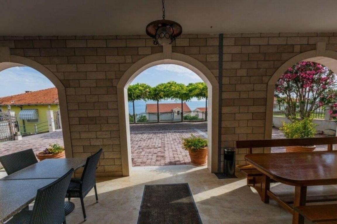 Guest House Lazeta Дуче Экстерьер фото